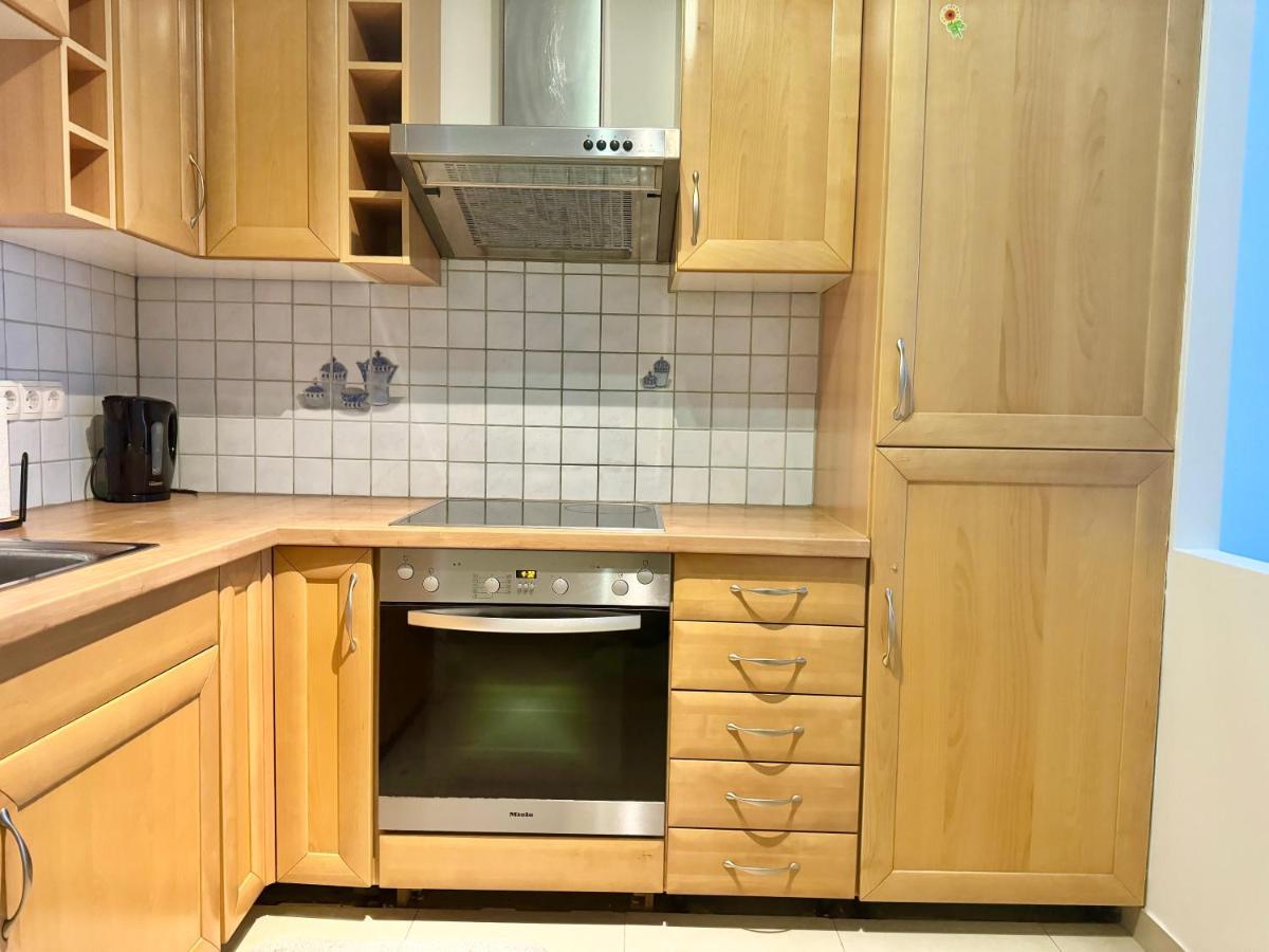 90 M2 Maisonette With Free Parking Apartamento *